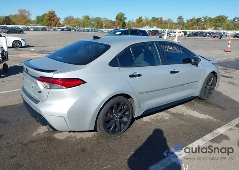 2020 Toyota Corolla Se Nightshade Edition z USA, uszkodzony, nr VIN 5YFS4RCE9LP046168